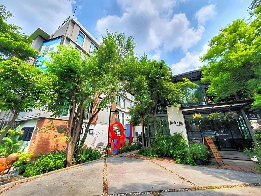 Bb House Mini Suite Hotel Бангкок Екстер'єр фото